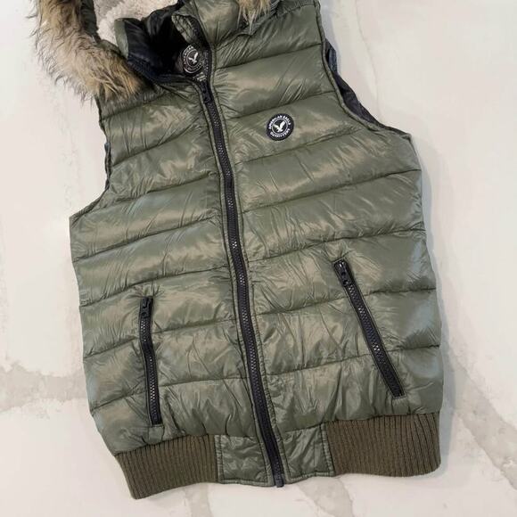 American Eagle Down Puffer Vest Faux Fur Removable Zipper Hood Women's Medium - Picture 2 of 9